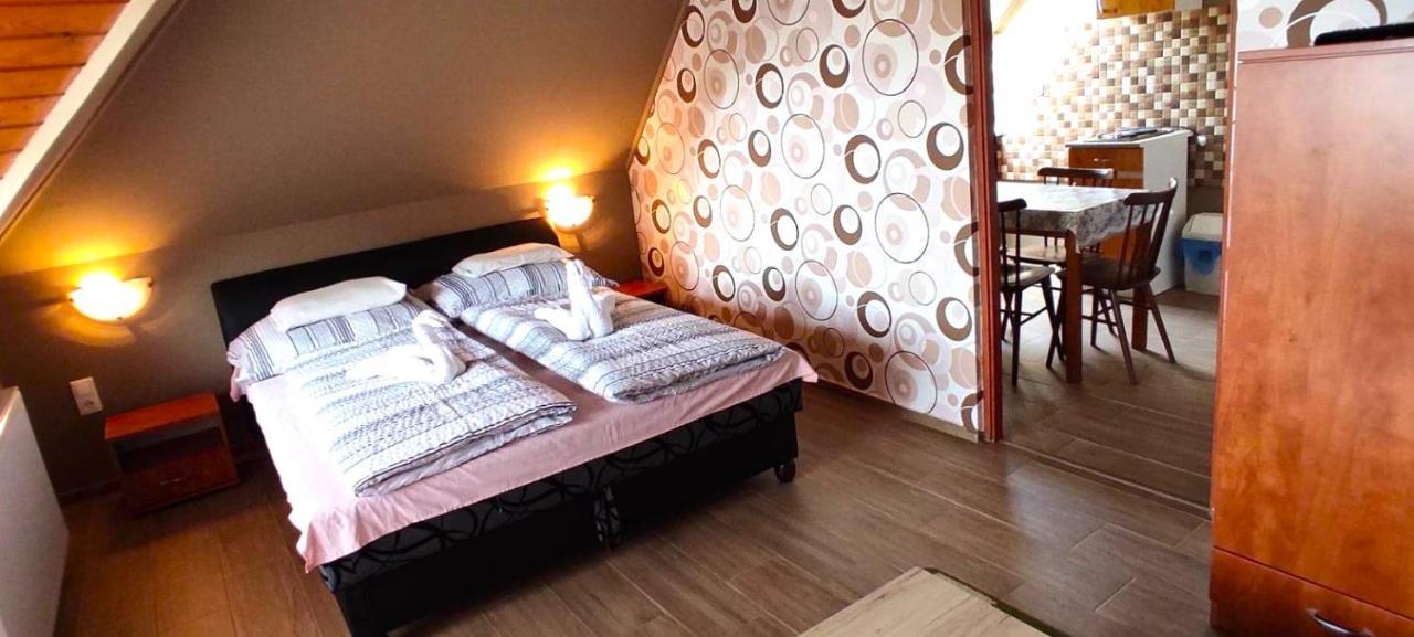 Fortuna Apartman Hajduszoboszlo Ngoại thất bức ảnh