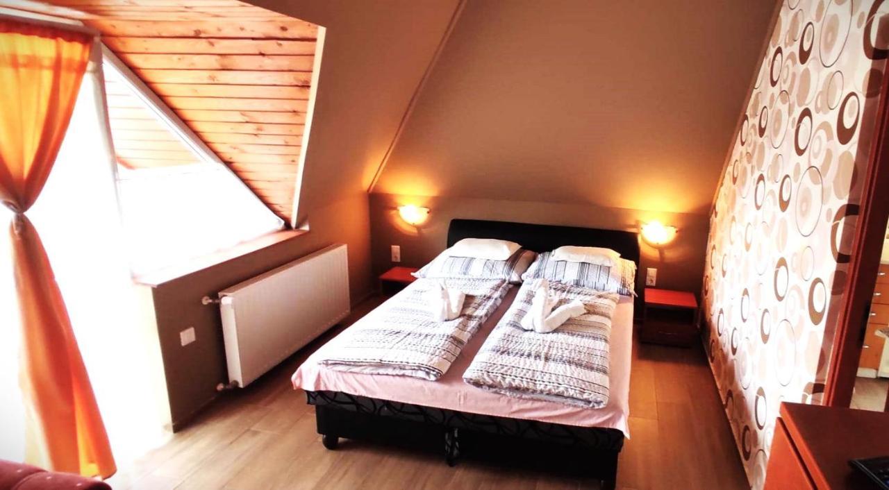 Fortuna Apartman Hajduszoboszlo Ngoại thất bức ảnh